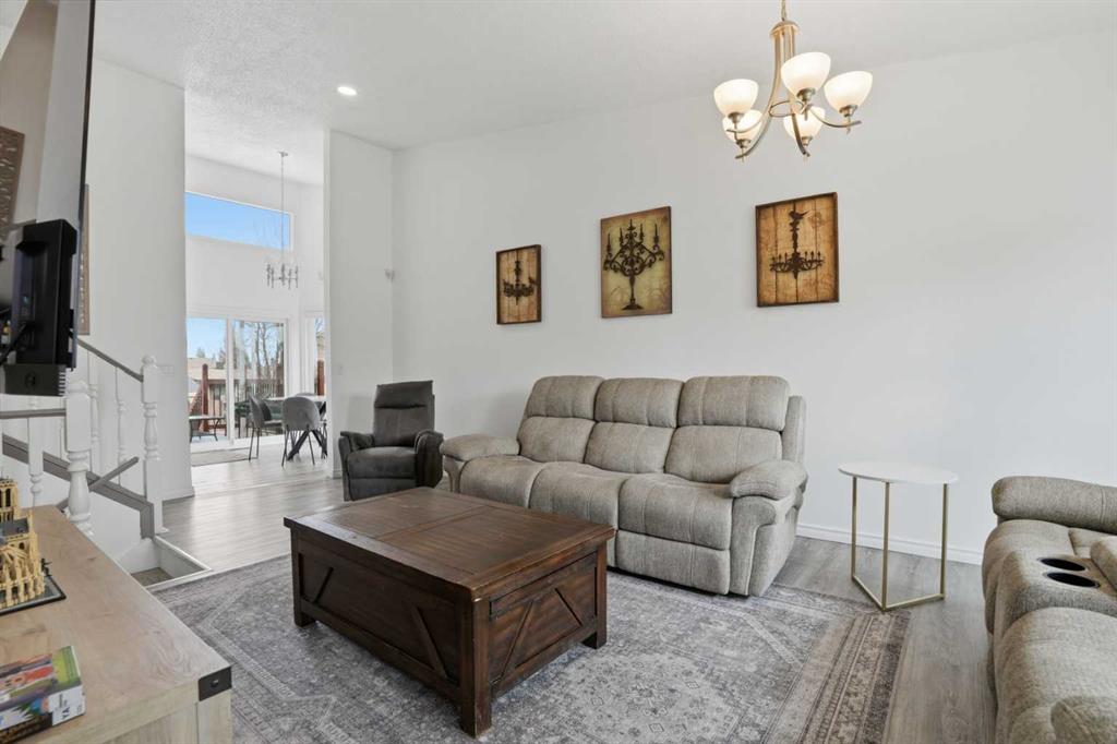Picture for 203 Shawglen Road SW