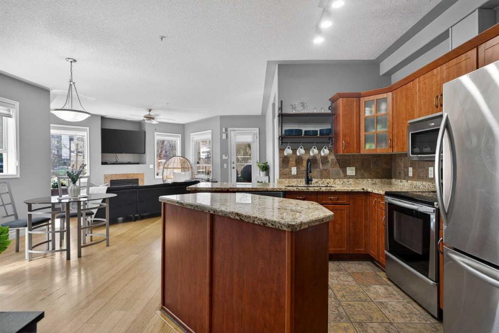 Picture for 105, 10033 166 Street NW