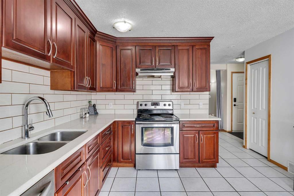 Picture for 40 Temple Place NE