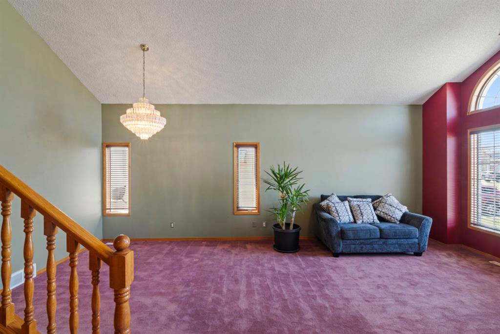 Picture for 87 Applefield Close SE