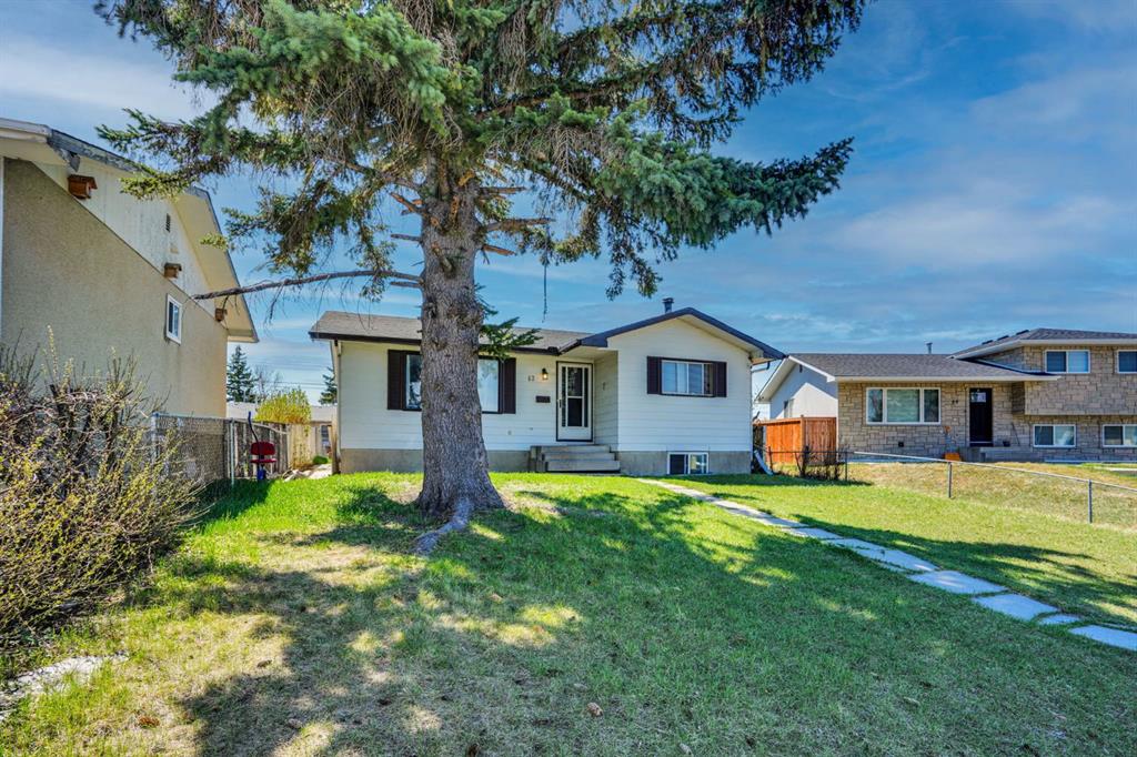 Picture for 43 Maranda Close NE
