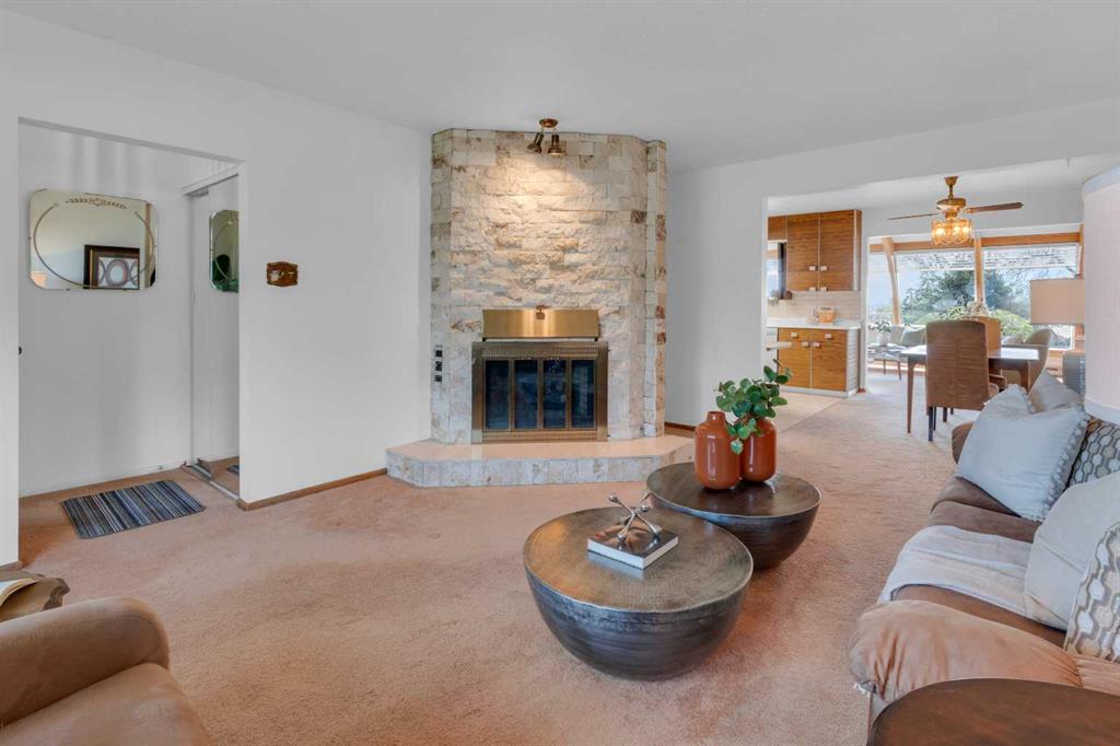 Picture for 1031 Thorneycroft Drive NW