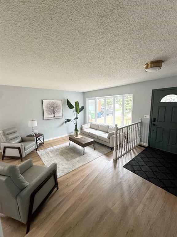 Picture for 16 Woodfield Court SW