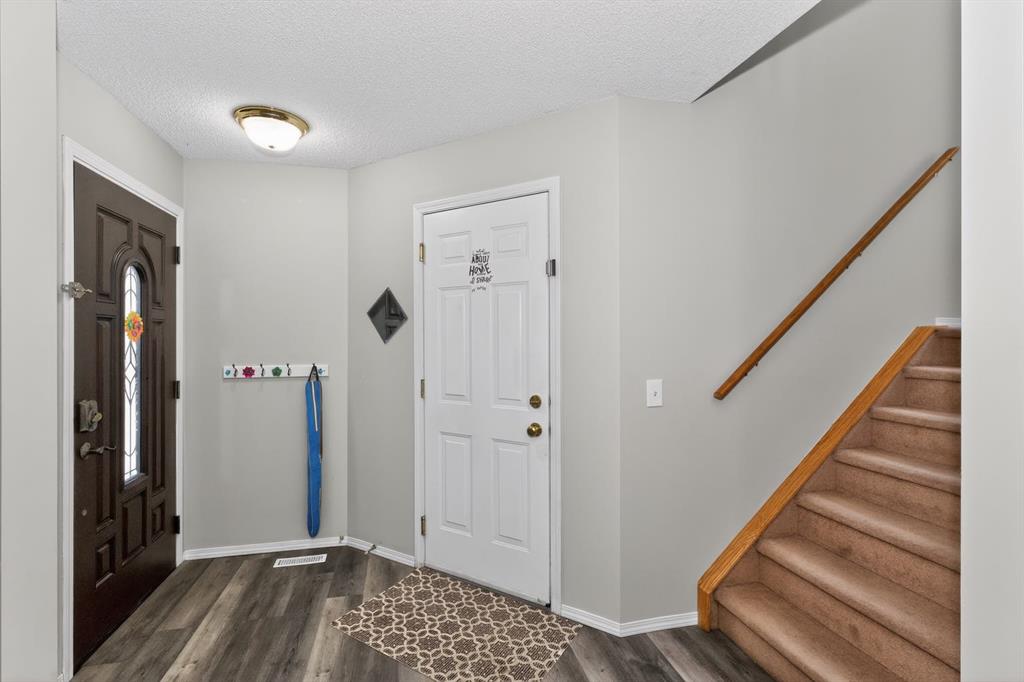 Picture for 42 Royal Elm Drive NW