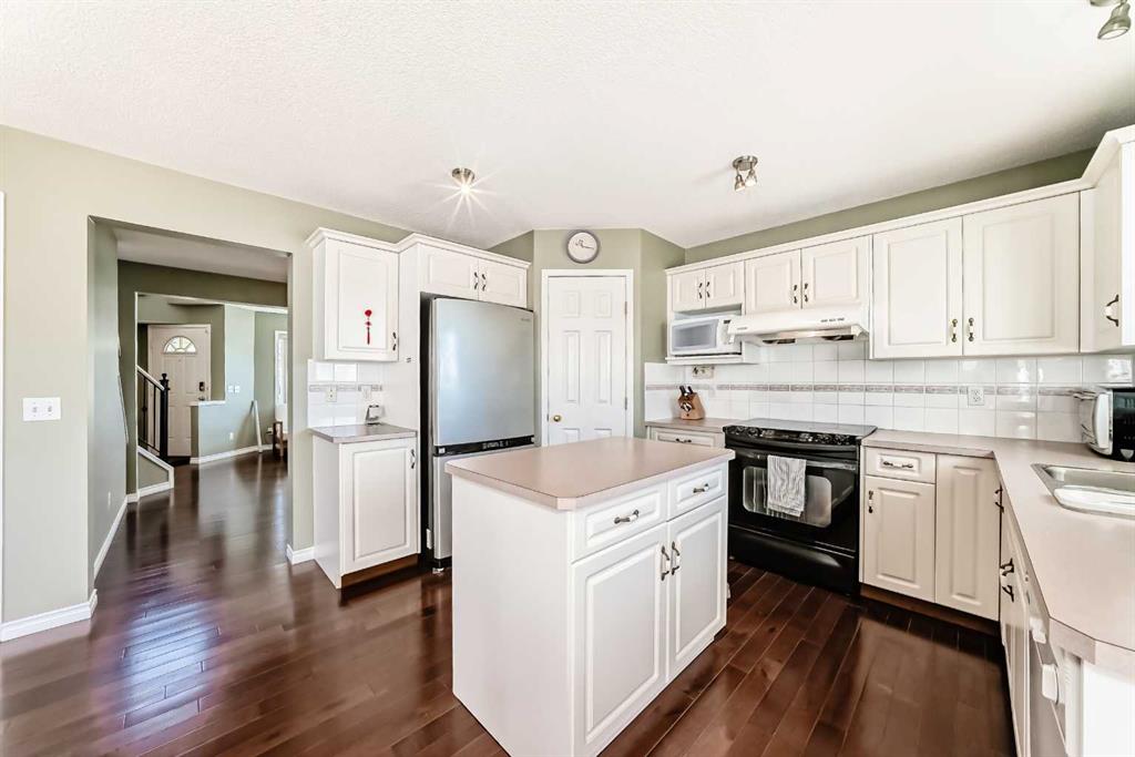 Picture for 438 Bridlewood Place SW