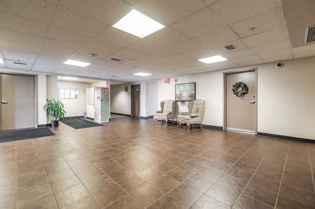Picture for 2132, 700 Willowbrook Road NW
