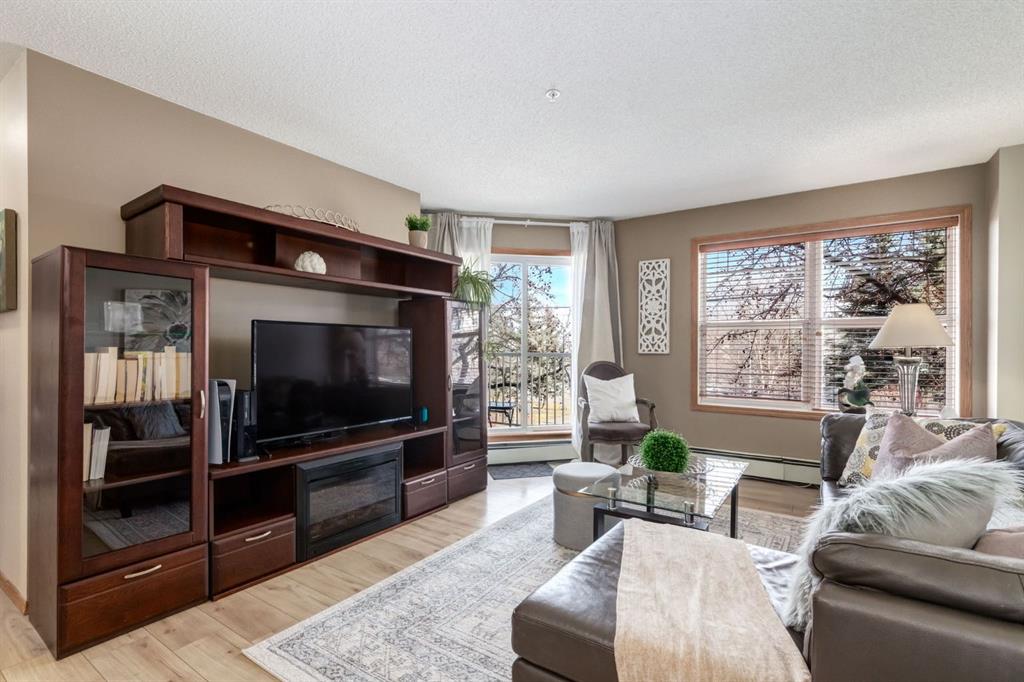 Picture for 101, 11 Somervale View SW