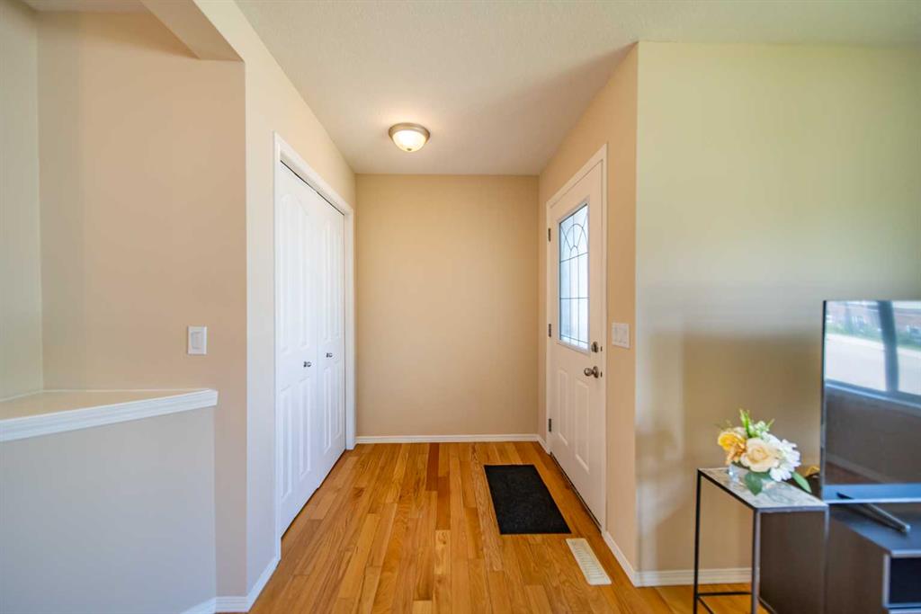 Picture for 131 Everglen Rise SW