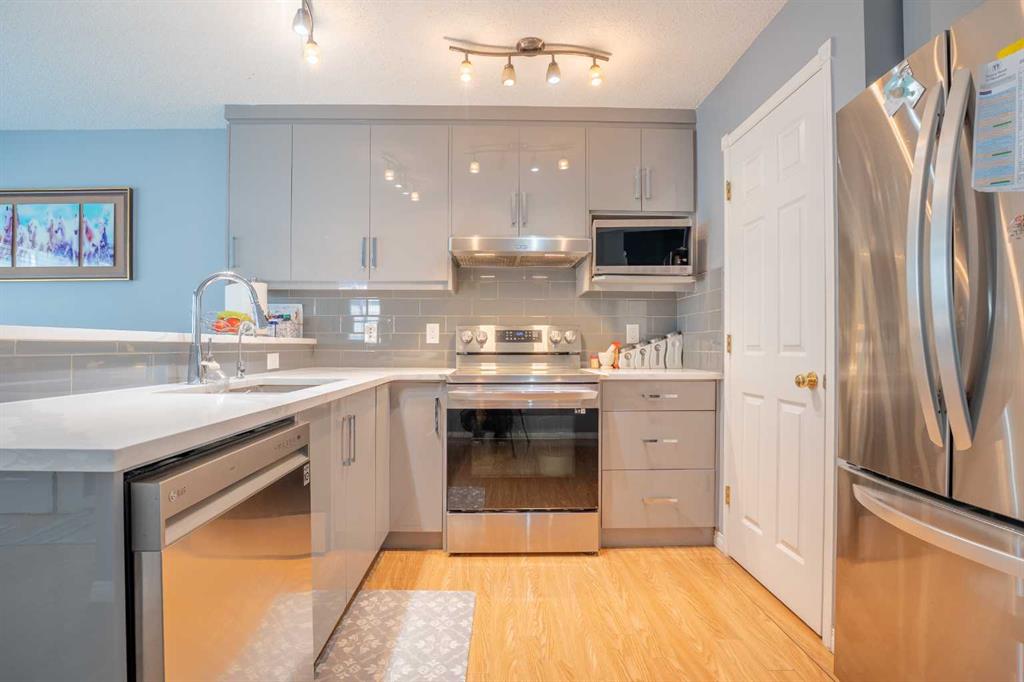 Picture for 37 Martha's Haven Manor NE