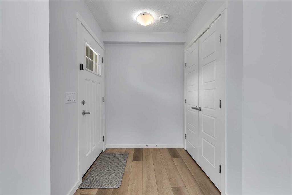 Picture for 237 Cranbrook Square SE