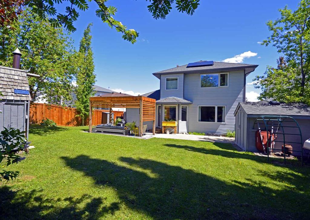 Picture for 237 Scenic View Close NW