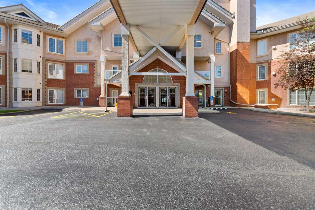 Picture for 117, 223 Tuscany Springs Boulevard NW