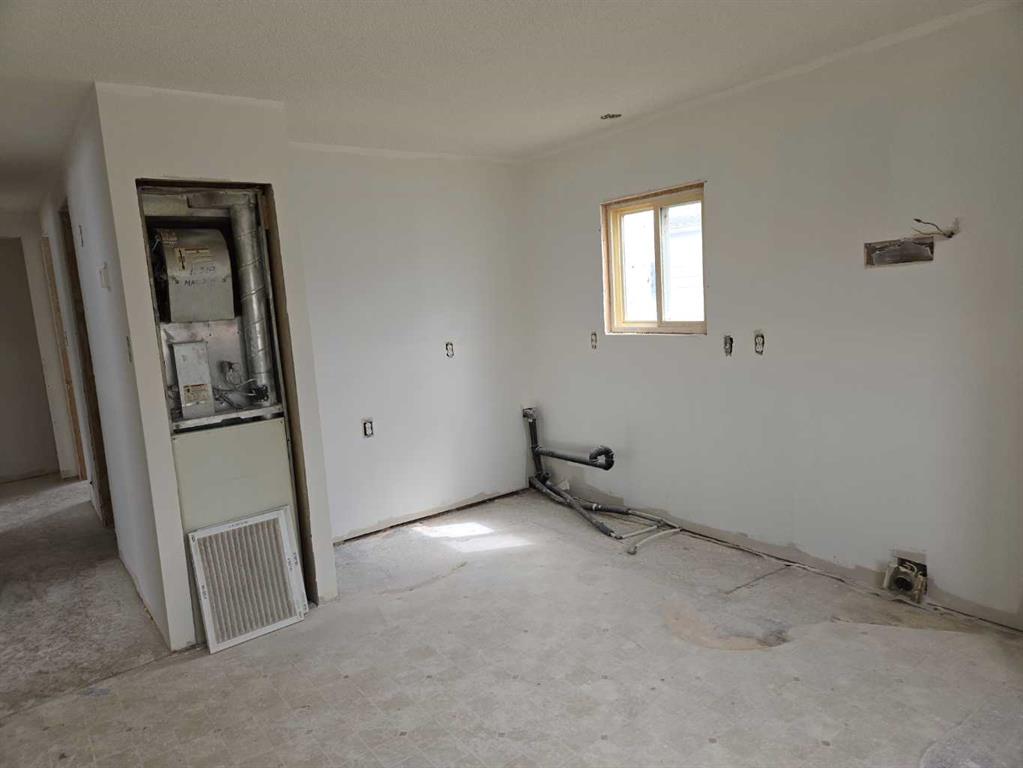 Picture for 203, 6220 17 Avenue SE