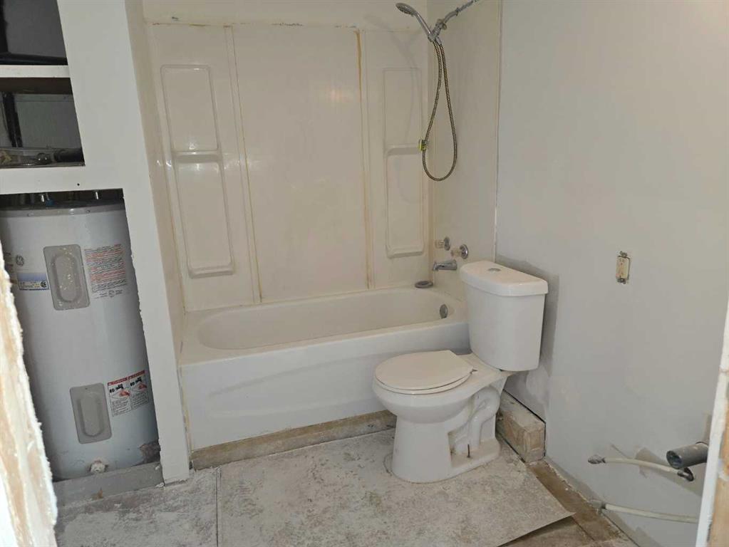 Picture for 203, 6220 17 Avenue SE