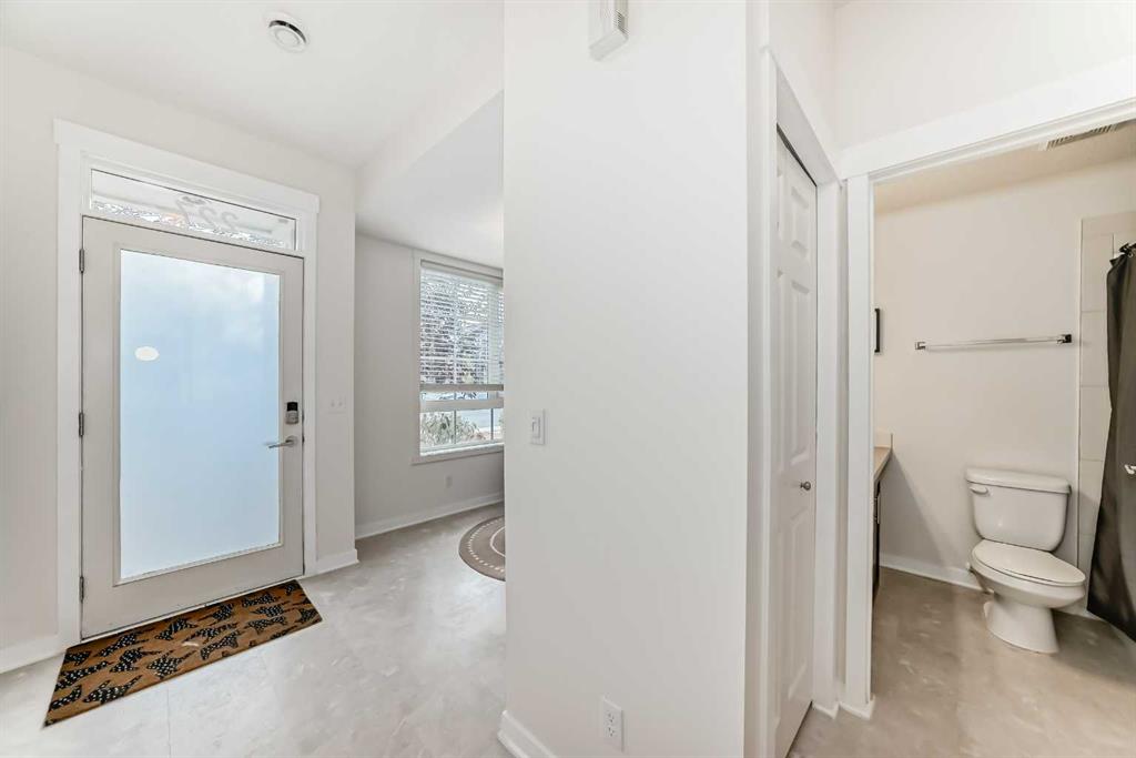 Picture for 227 Copperpond Common SE