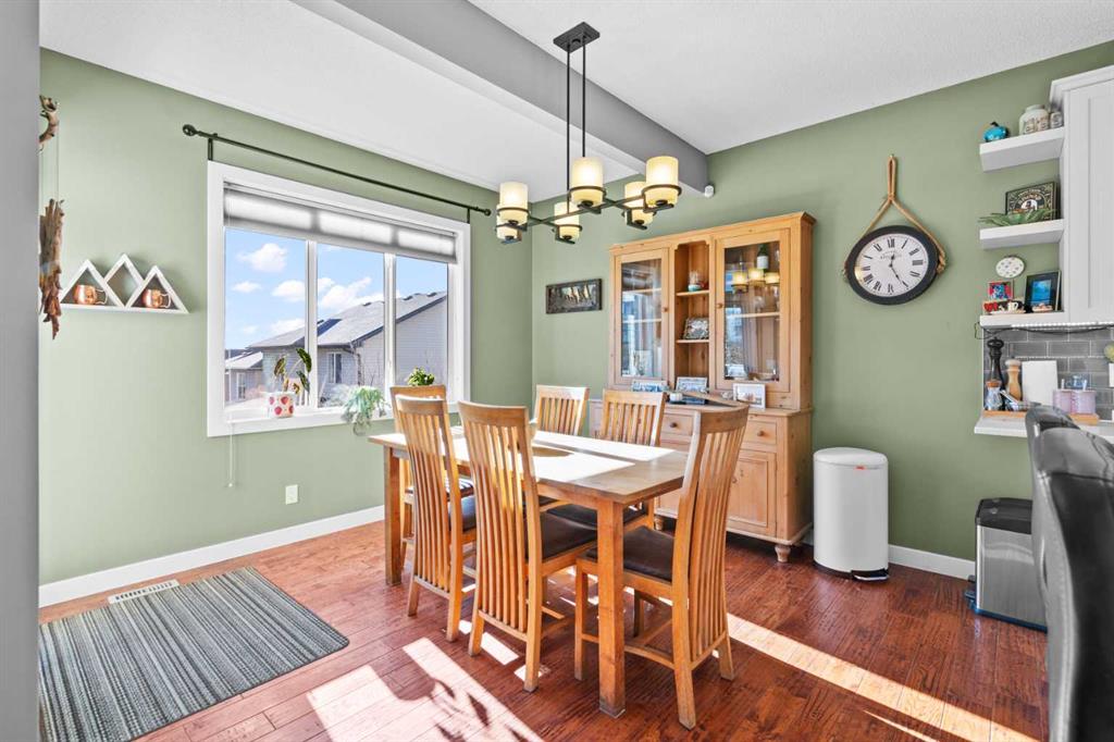 Picture for 89 Heritage Hill  https://www.cirrealty.ca/reb/creb/62/A2266562_16.jpg