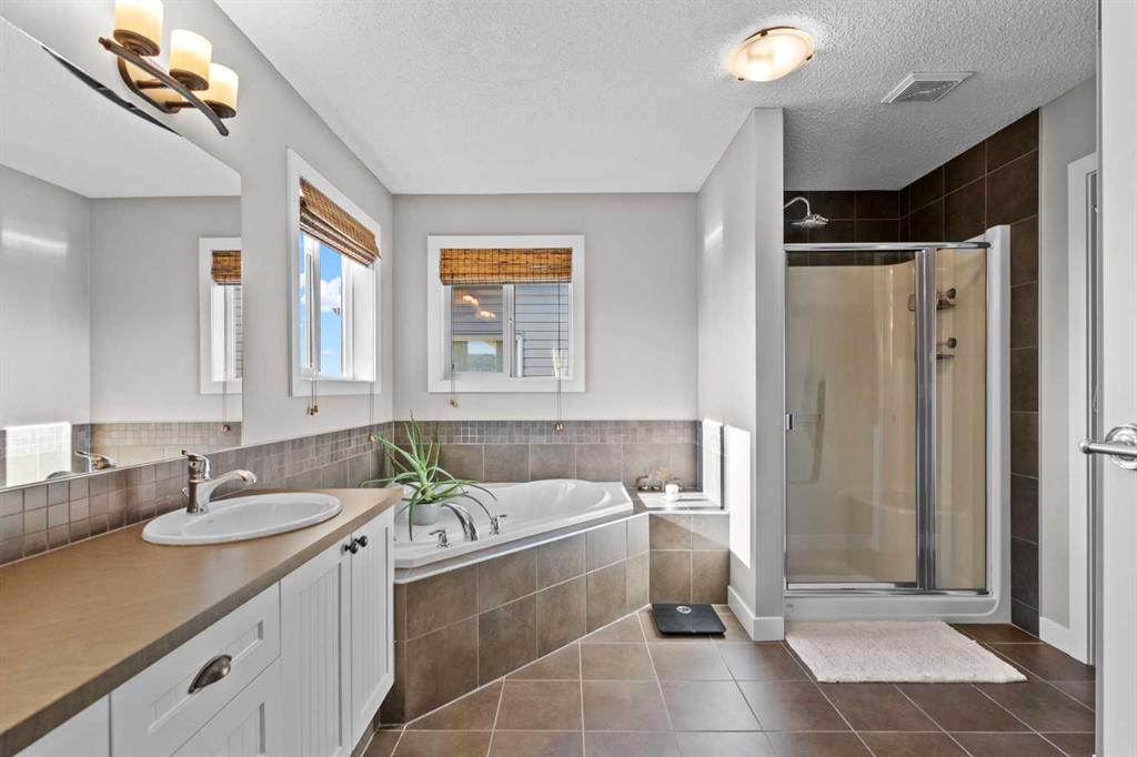 Picture for 89 Heritage Hill  https://www.cirrealty.ca/reb/creb/62/A2266562_27.jpg
