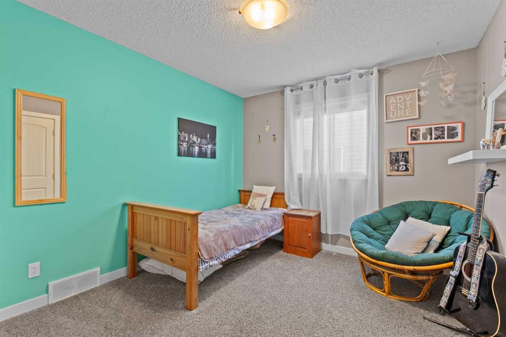 Picture for 89 Heritage Hill  https://www.cirrealty.ca/reb/creb/62/A2266562_30.jpg