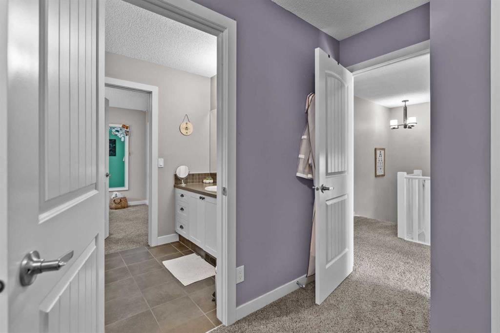 Picture for 89 Heritage Hill  https://www.cirrealty.ca/reb/creb/62/A2266562_31.jpg