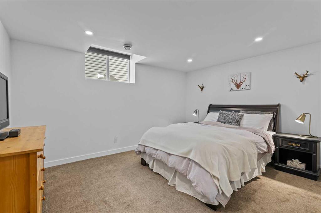Picture for 89 Heritage Hill  https://www.cirrealty.ca/reb/creb/62/A2266562_43.jpg