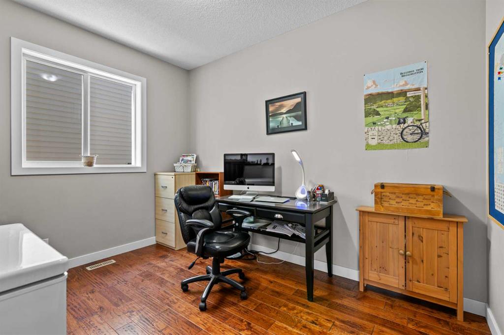 Picture for 89 Heritage Hill  https://www.cirrealty.ca/reb/creb/62/A2266562_7.jpg