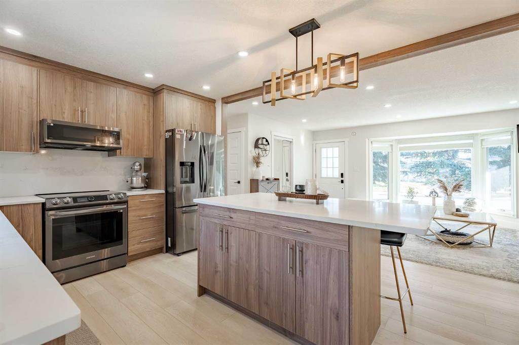 Picture for 2719 60 Street NE https://www.cirrealty.ca/reb/creb/62/A2266662_15.jpg
