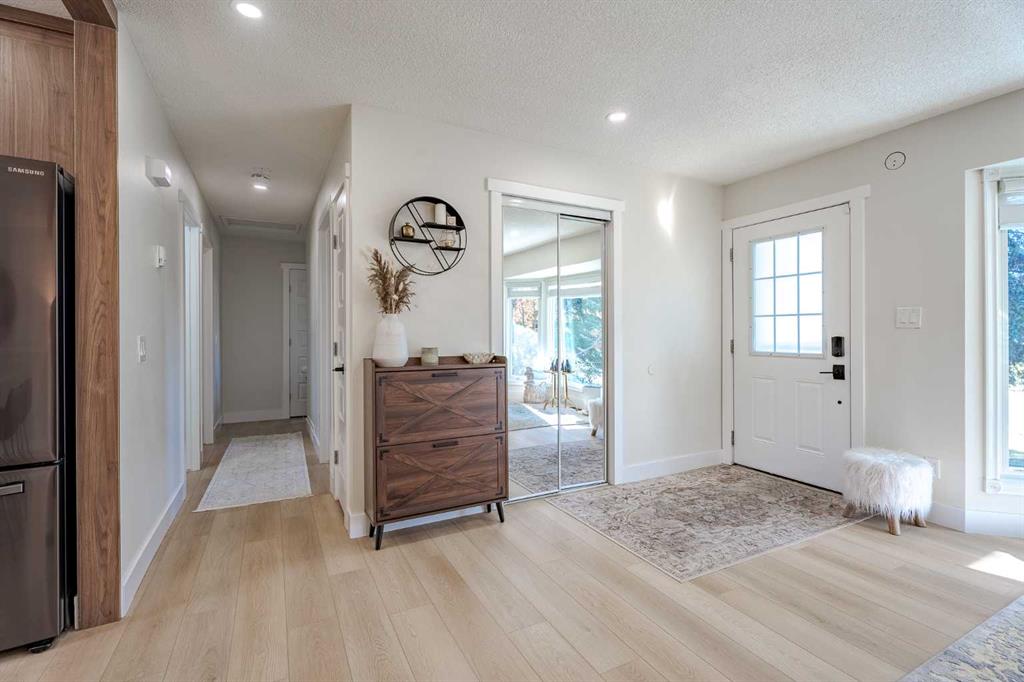 Picture for 2719 60 Street NE https://www.cirrealty.ca/reb/creb/62/A2266662_16.jpg