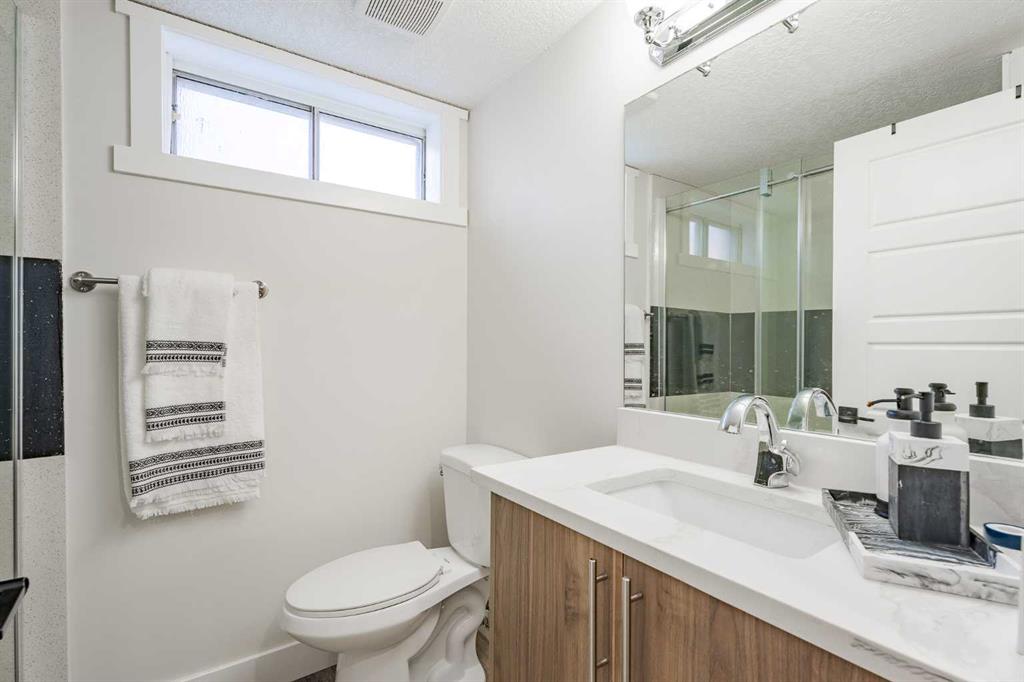 Picture for 2719 60 Street NE https://www.cirrealty.ca/reb/creb/62/A2266662_31.jpg