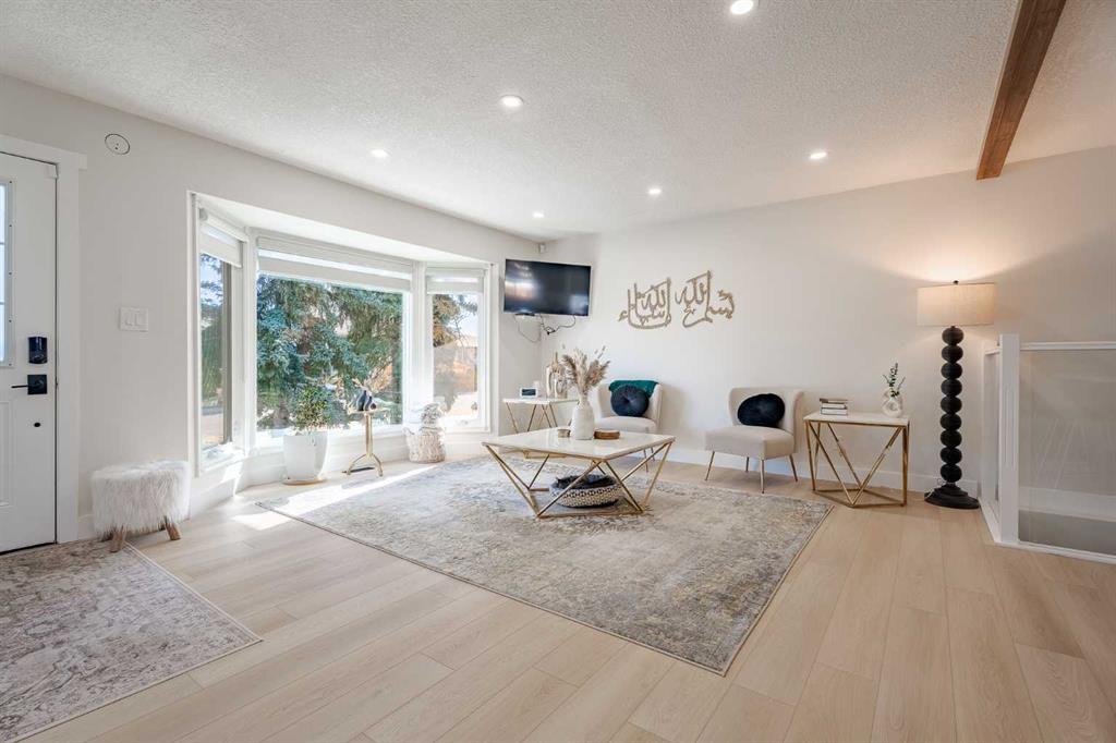Picture for 2719 60 Street NE https://www.cirrealty.ca/reb/creb/62/A2266662_7.jpg