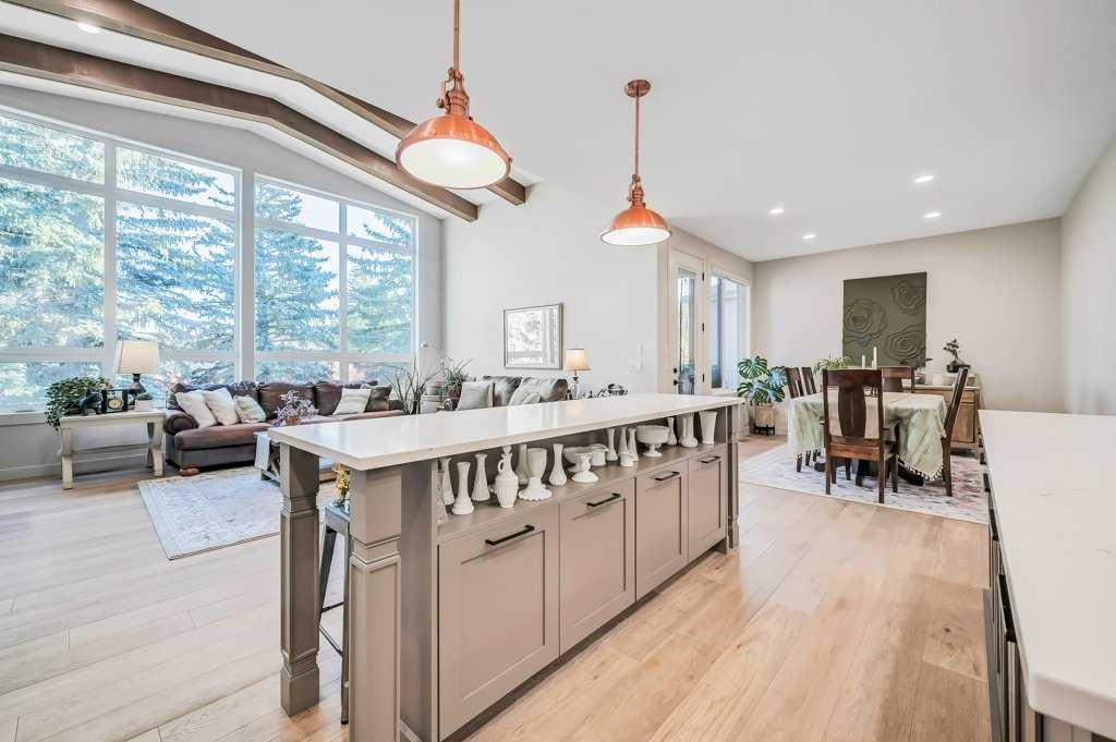 Picture for 33 Shawnee Heath SW https://www.cirrealty.ca/reb/creb/62/A2266762_8.jpg