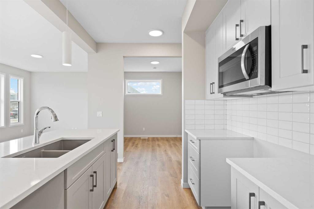 Picture for 114 Monterey Bay SE