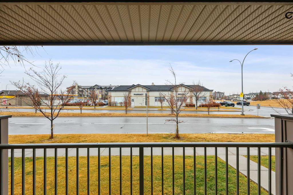 Picture for 148 Copperpond Boulevard SE