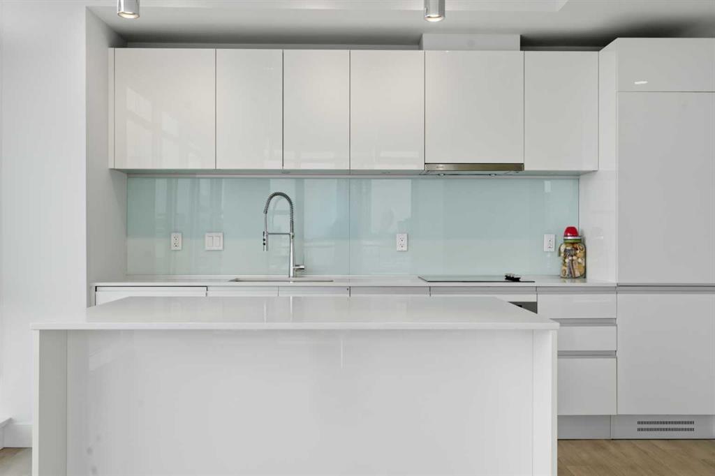 Picture for 1002, 1122 3 Street SE