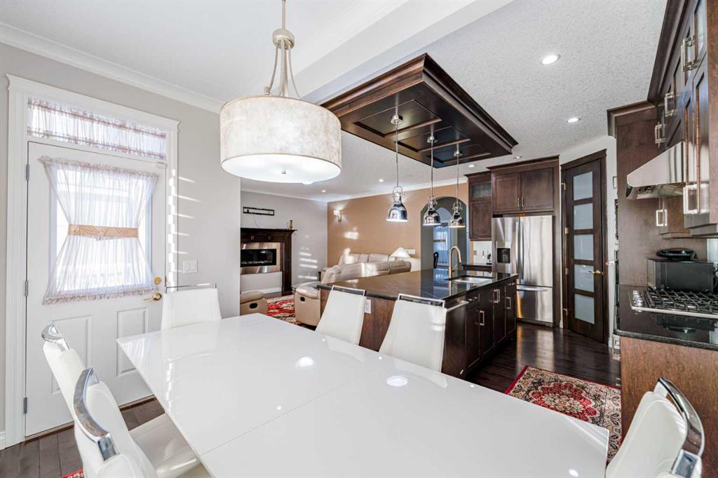 Picture for 47 Saddlelake Way NE