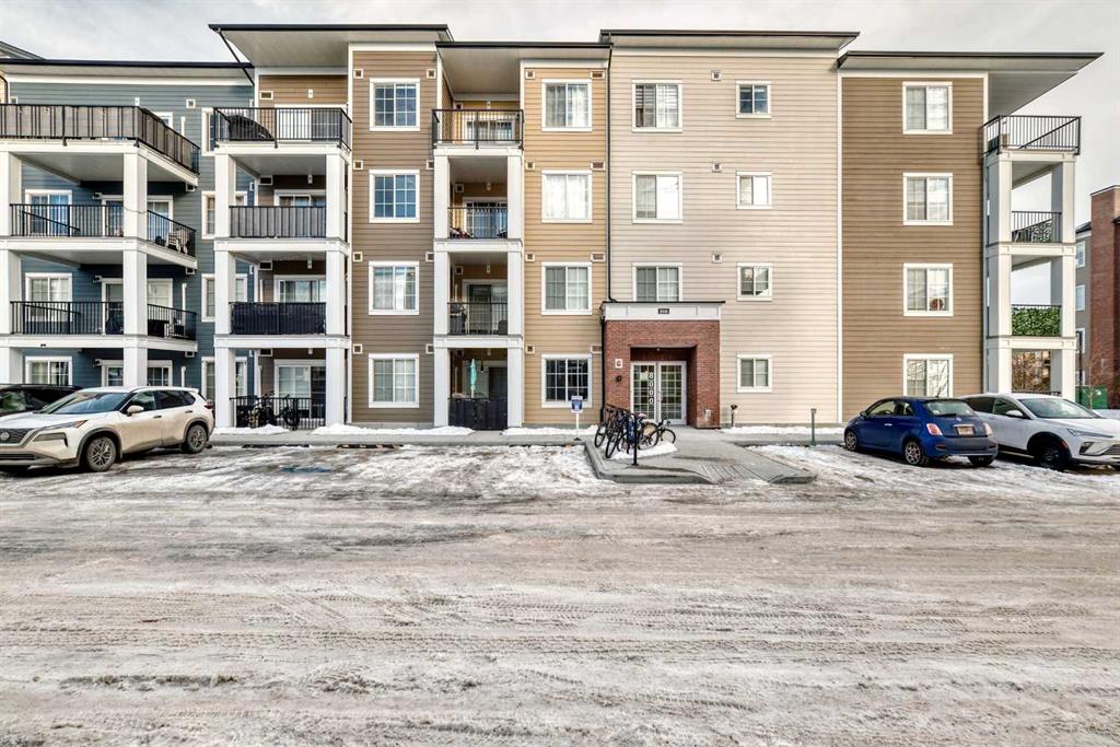 Picture for 8210, 151 Legacy Main Street SE