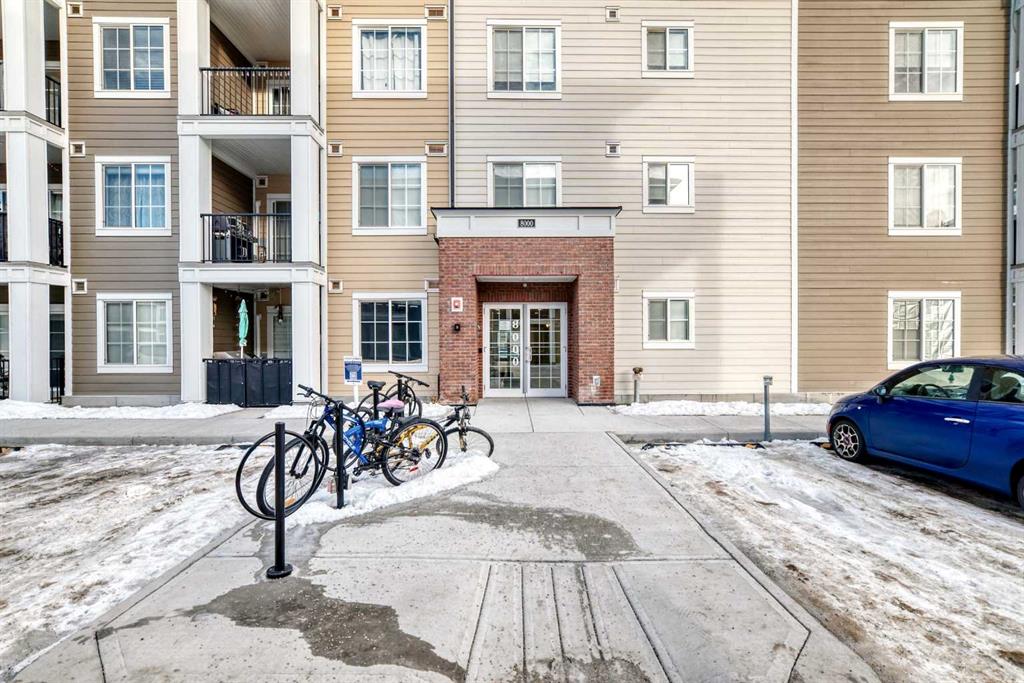 Picture for 8210, 151 Legacy Main Street SE