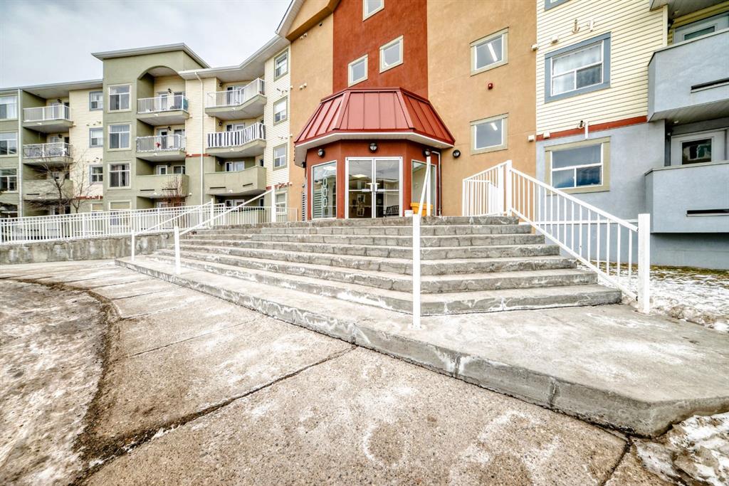 Picture for 2126, 700 Willowbrook Road NW