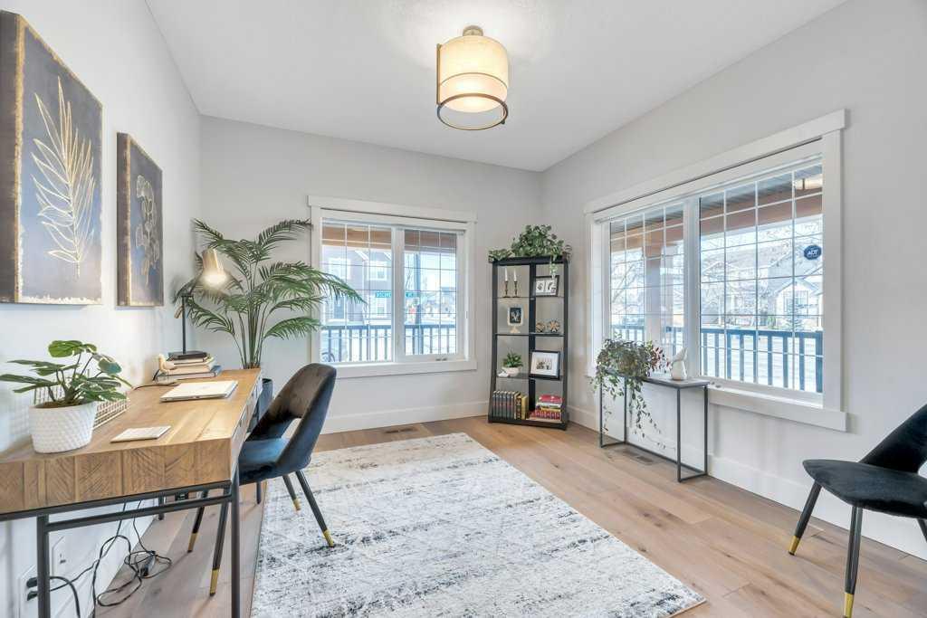 Picture for 225 Discovery Ridge Way SW