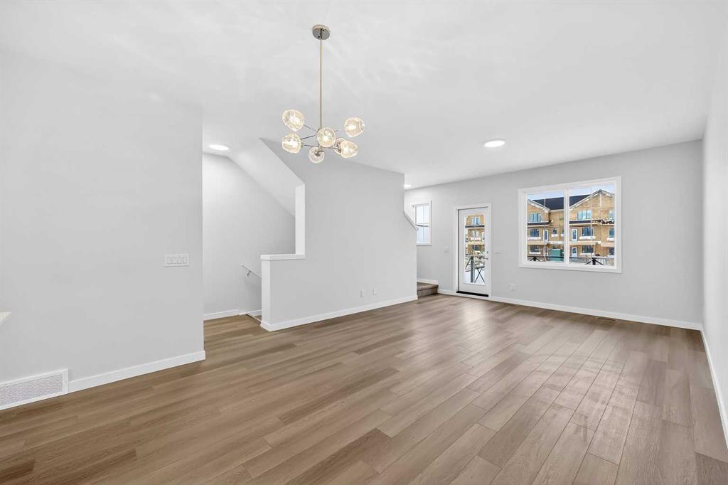 Picture for 414, 1750 Rangeview Drive SE