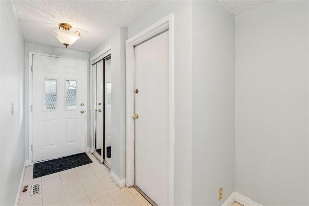 Picture for 308 Woodvale Crescent SW