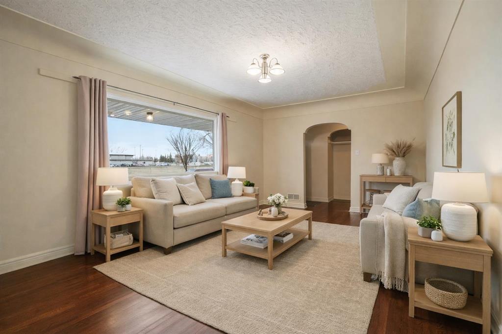 Picture for 1412 Russet Road NE