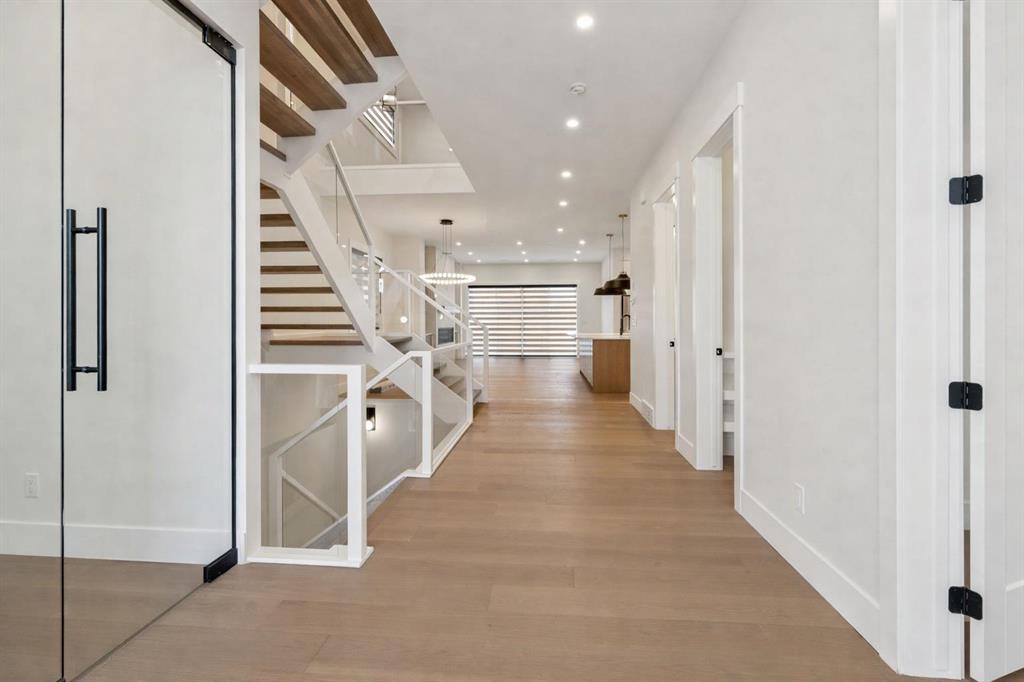 Picture for 320 15 Street NW