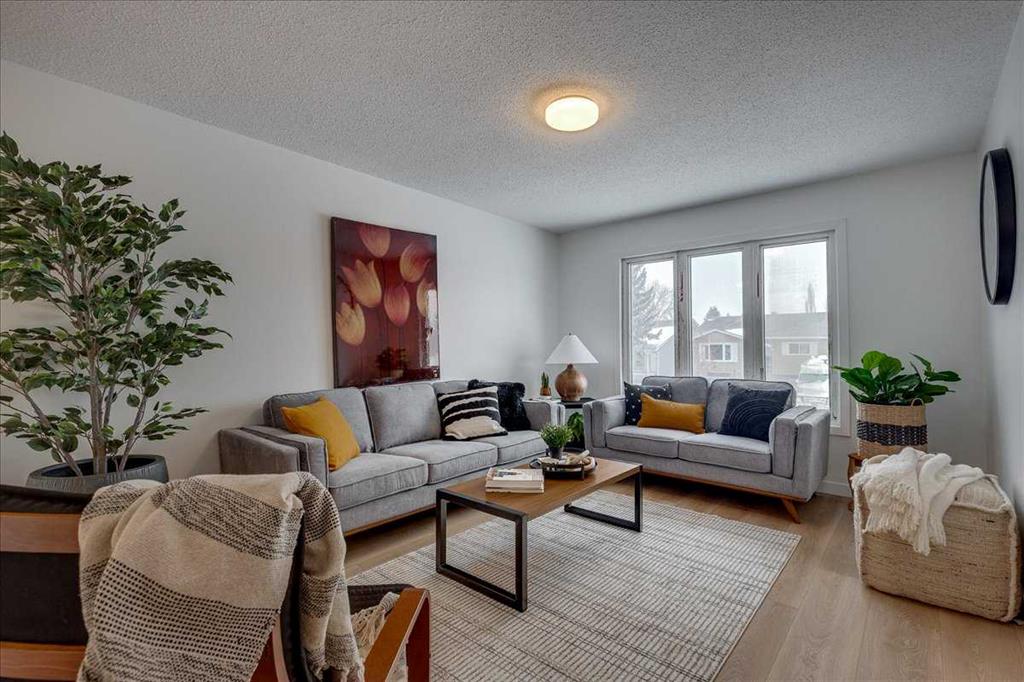 Picture for 6573 58 Avenue 