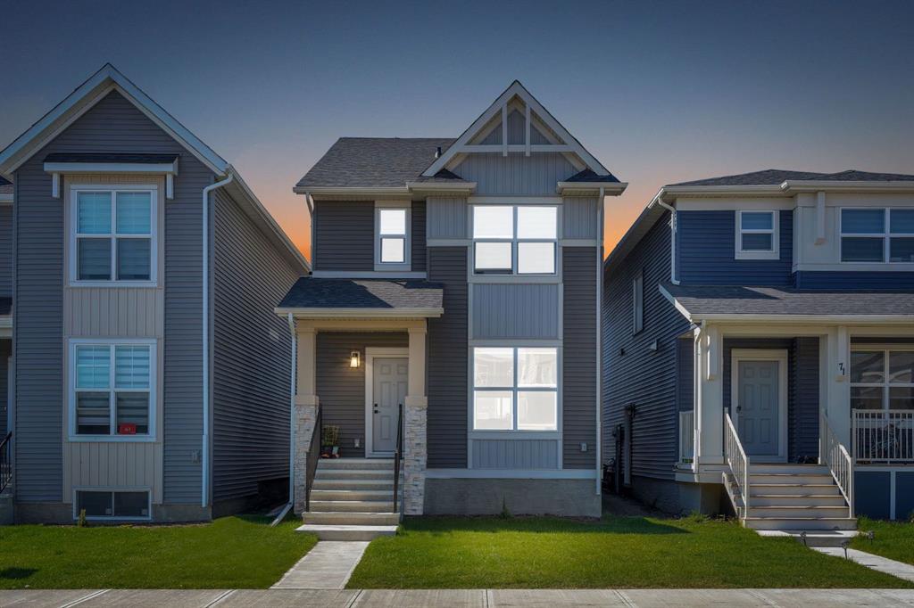 Picture for 67 Corner Glen Gardens NE