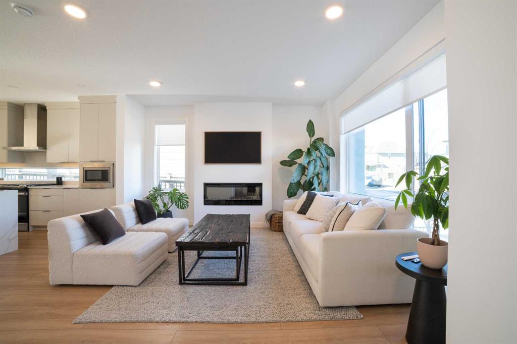 Picture for 45 Treeline Avenue SW