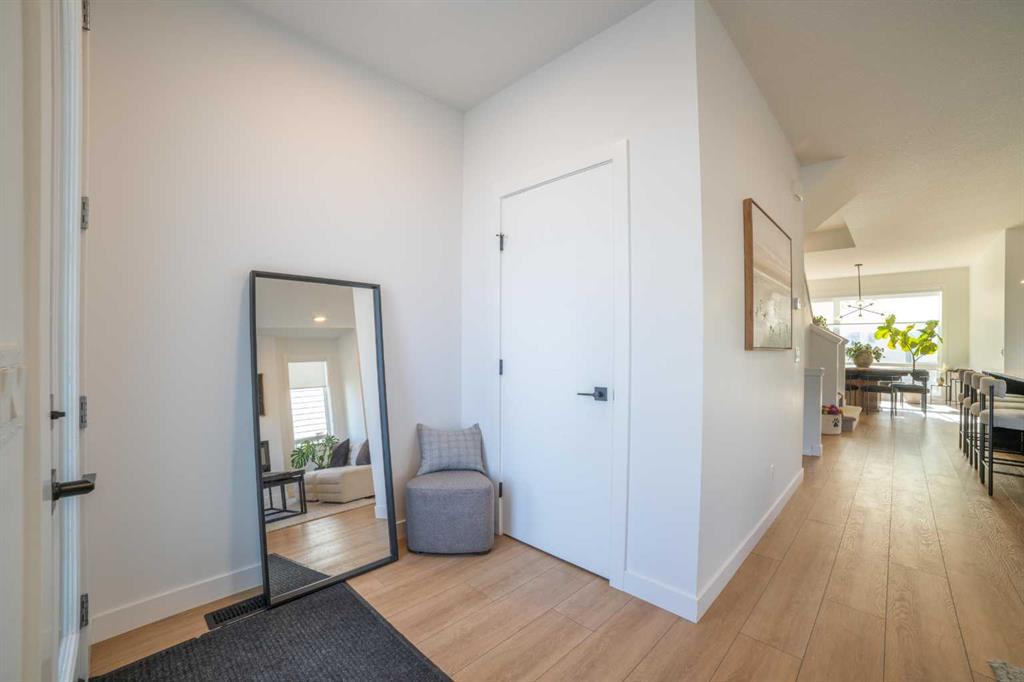 Picture for 45 Treeline Avenue SW