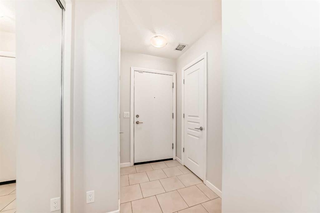 Picture for 2301, 1320 1 Street SE