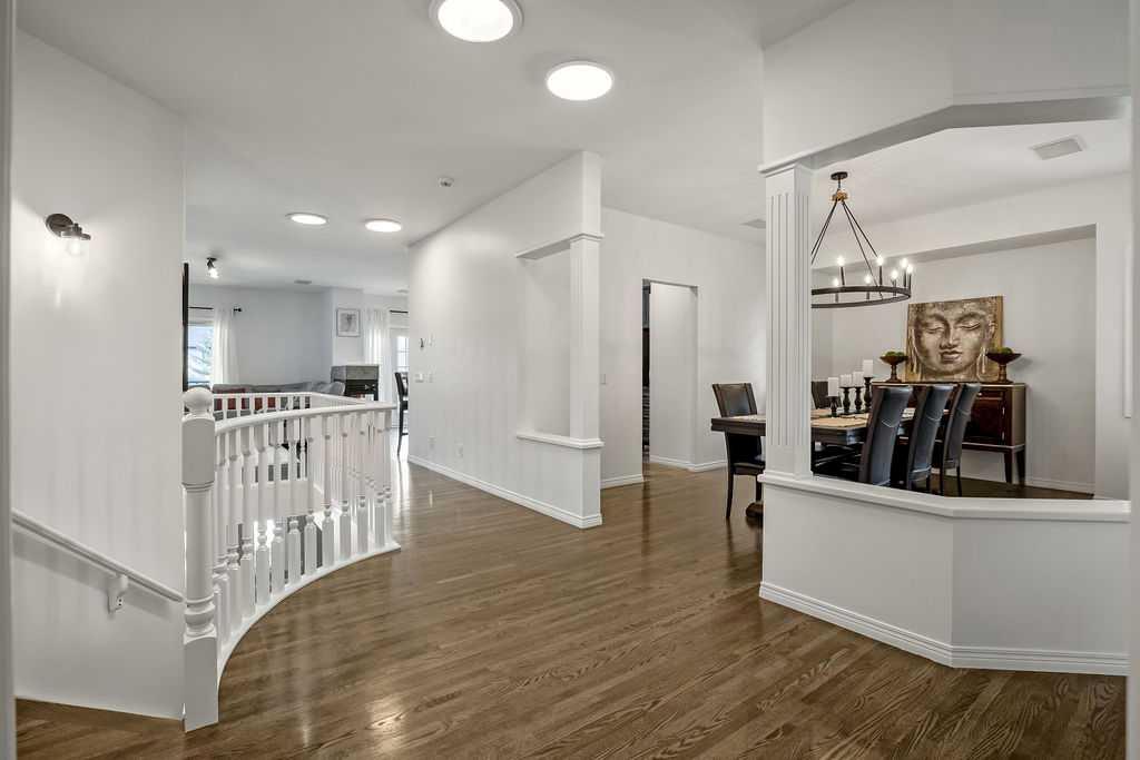 Picture for 89 Evergreen Crescent SW