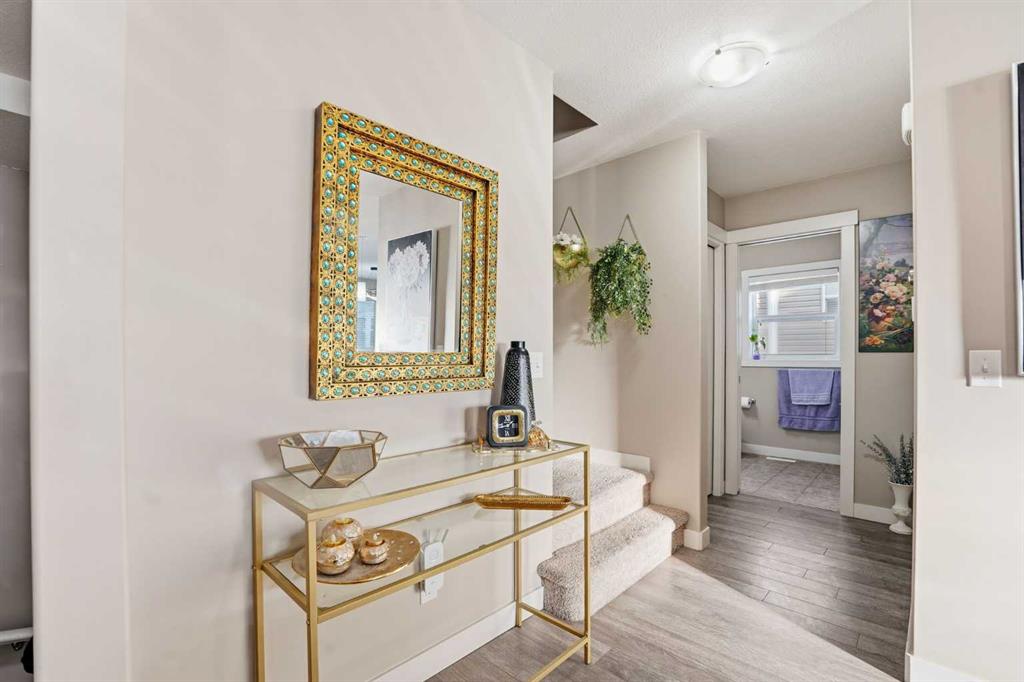 Picture for 427 Redstone View NE