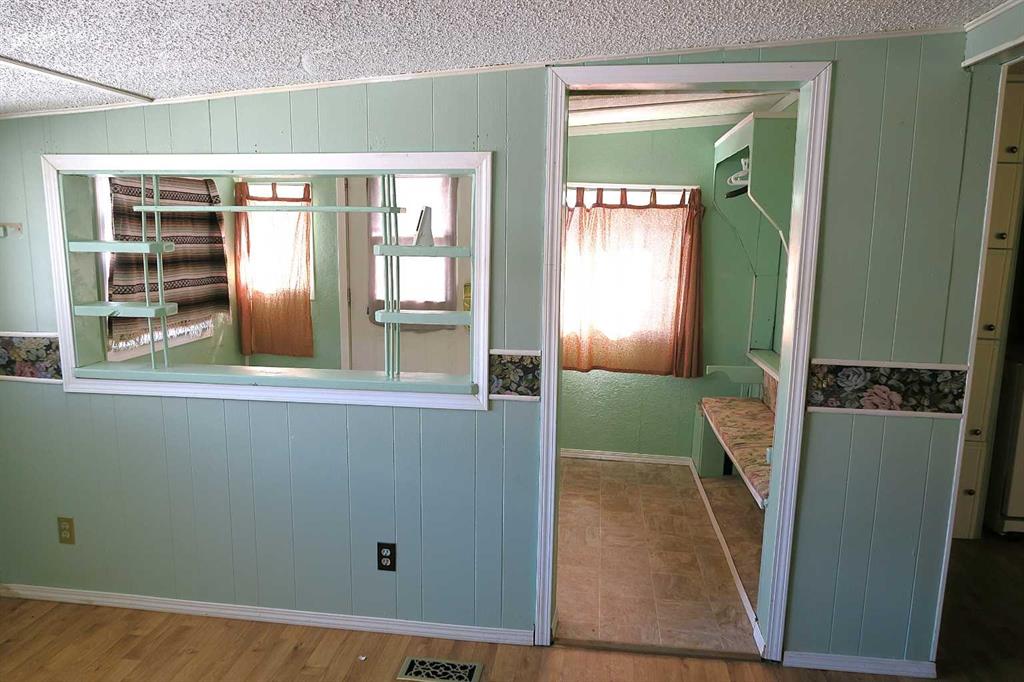 Picture for 316 3 Street N